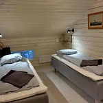 Navy For 6, Free Parking Appartement