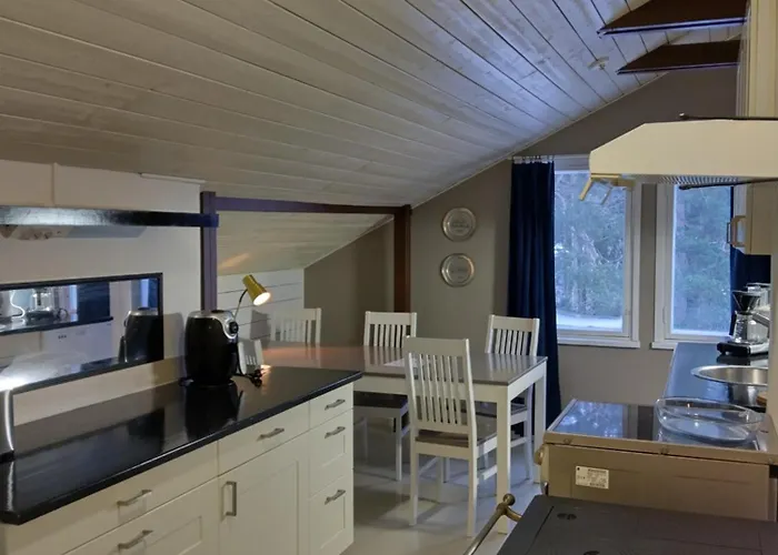 Navy For 6, Free Parking Apartman Turku