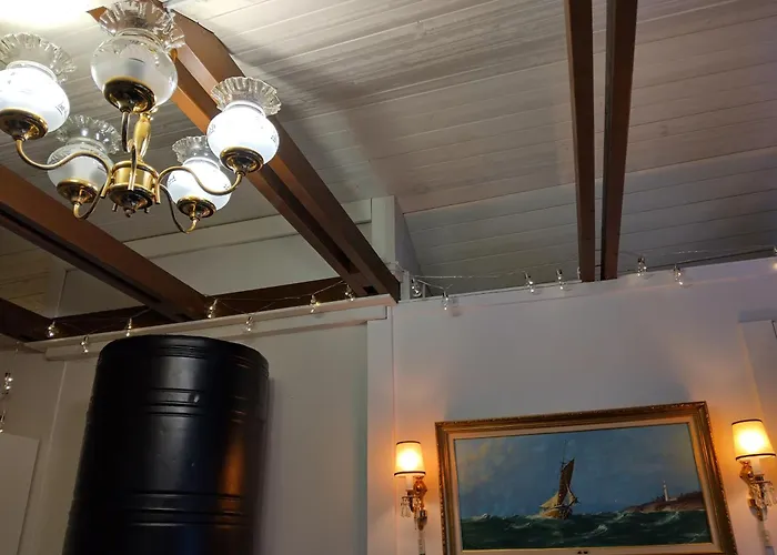 Navy For 6, Free Parking Appartement *